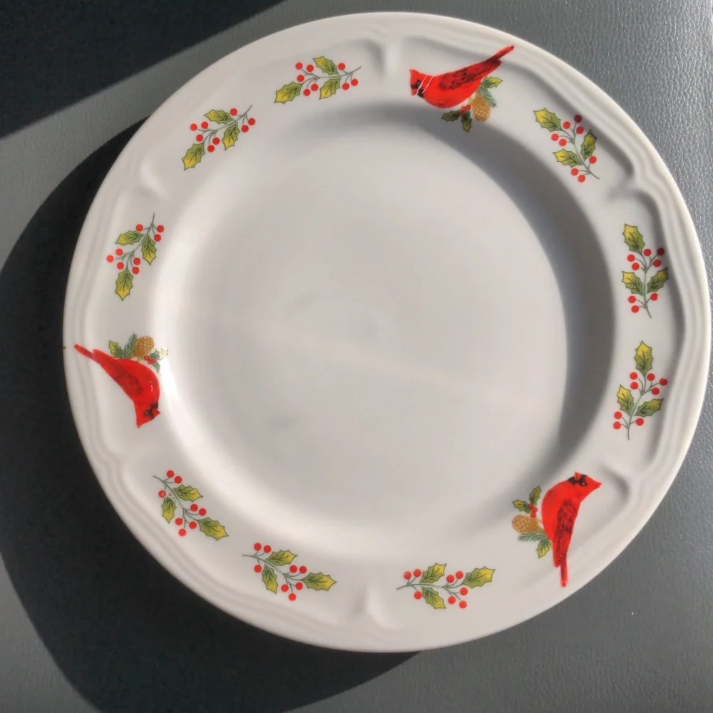 Gibson Dinner Plate - Picture 1 of 5